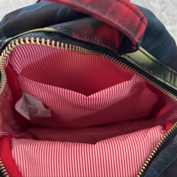 Herschel Backpack Nova Mini Blurry Roses School Bag Cute - Picture 8 of 9
